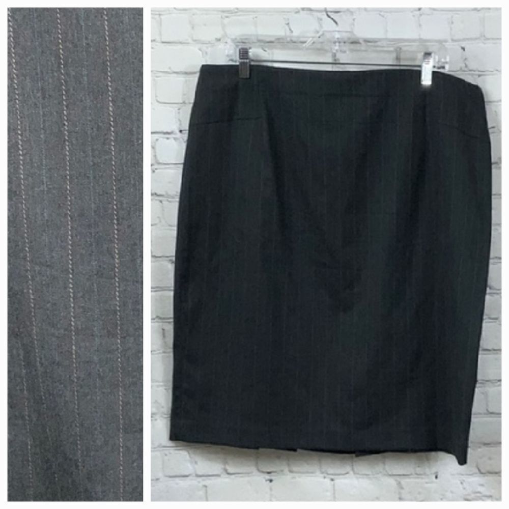 Lane Bryant Women's Size 16 Charcoal Gray Pinstripe Career Office Knee Skirt